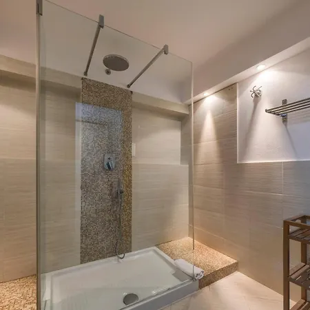 Signoria Deluxe Apartment *